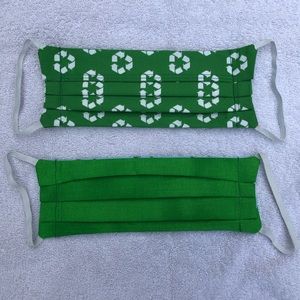 Green Recycling Symbol Face Mask